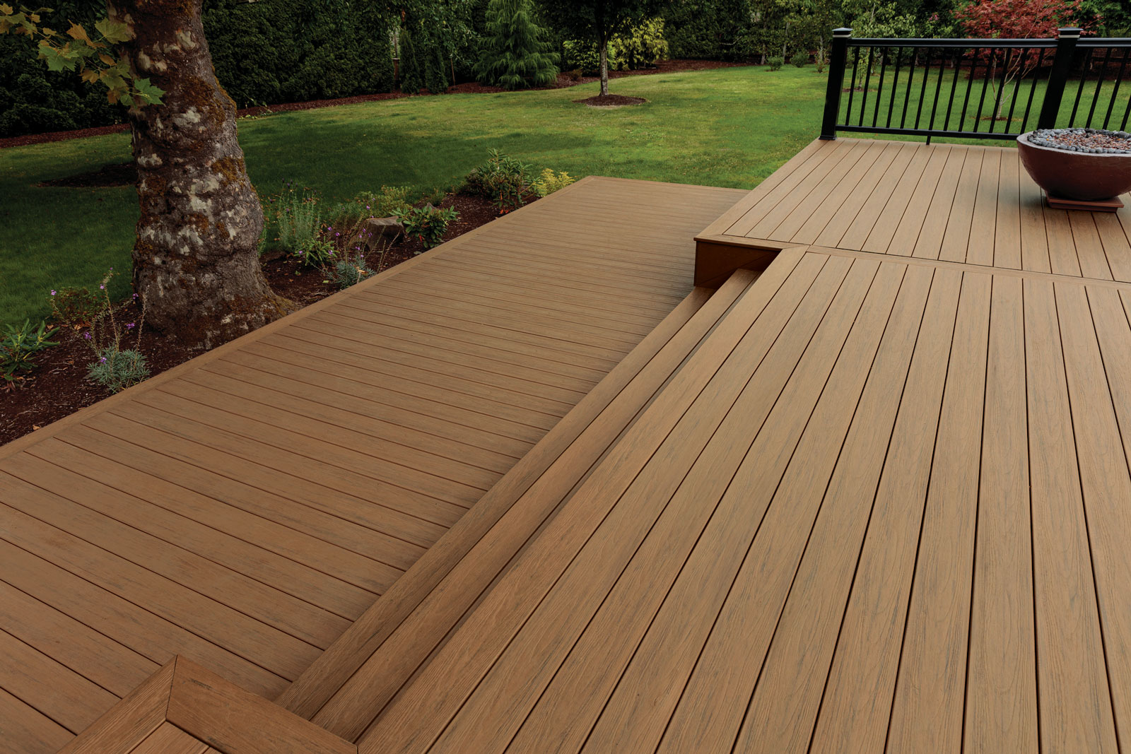 DECK COMPOSITE